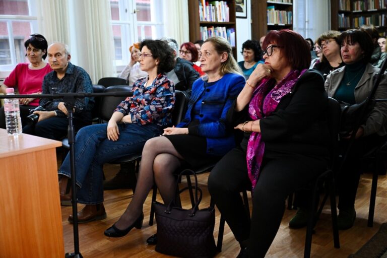 В РЕГИОНАЛНА БИБЛИОТЕКА „САВА ДОБРОПЛОДНИ”-СЛИВЕН БЕШЕ ПРЕДСТАВЕН БИО-БИБЛИОГРАФСКИЯТ УКАЗАТЕЛ „ВАСИЛ ДЕЧЕВ“